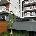 Modern City Home With Ac