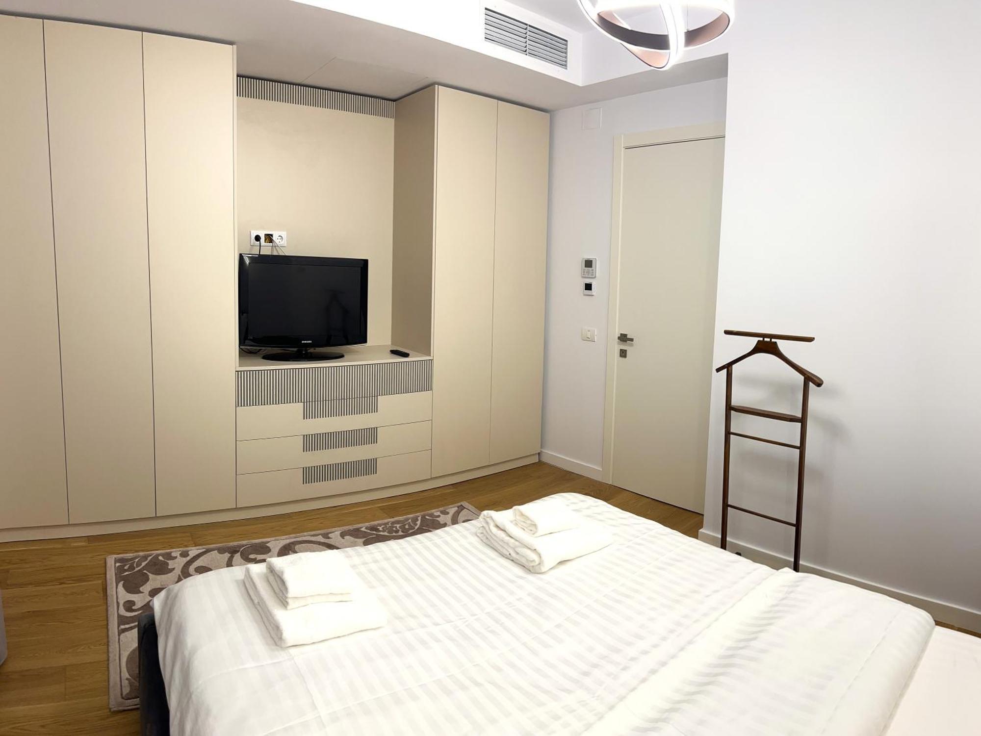 Modern With Ac Apartament *